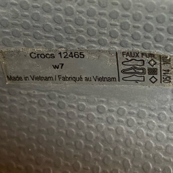 Womens 7 Crocs Mammoth Flats Grey SEF0470 - Picture 8 of 8